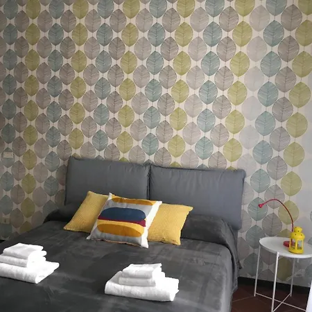 Valerie House * Milaan